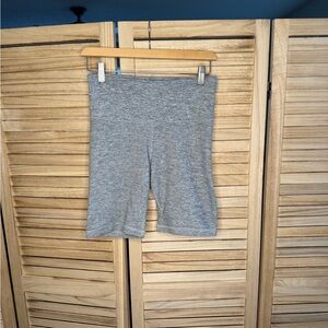 Old Navy Active Heathered Gray Shorts
